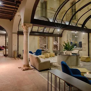 Nh Collection Palazzo 5*, ורונה איטליה