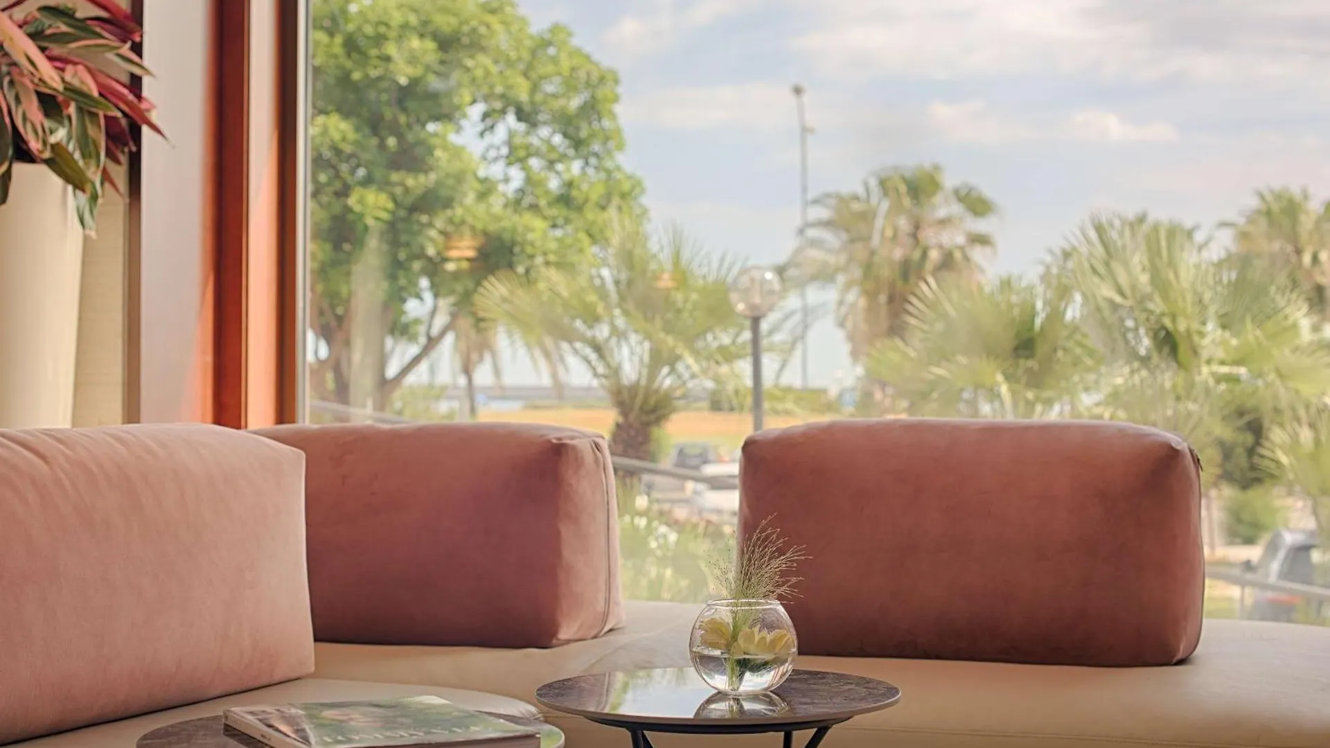 Nh Palermo Hotel