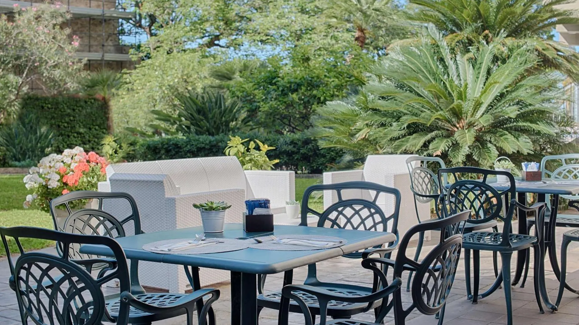 Nh Palermo Hotel