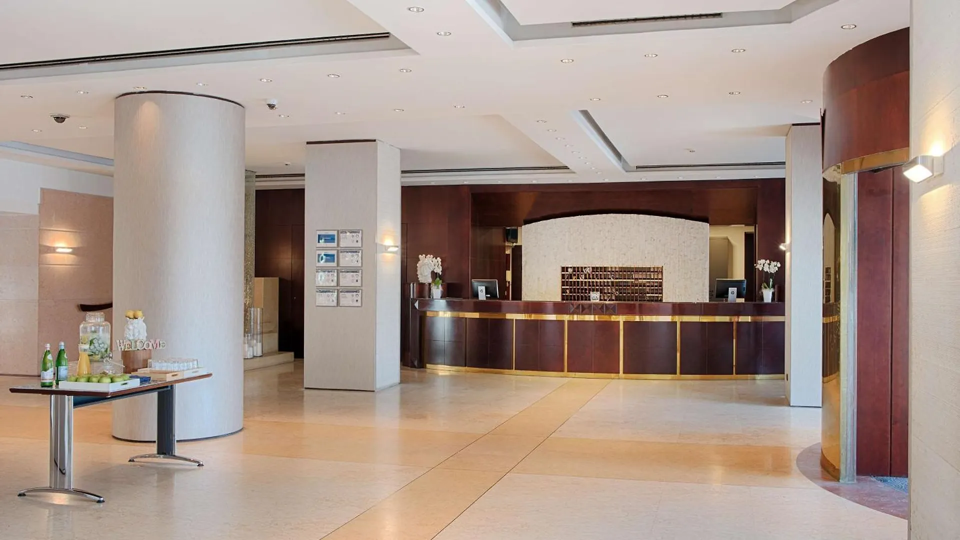 Nh Palermo Hotel