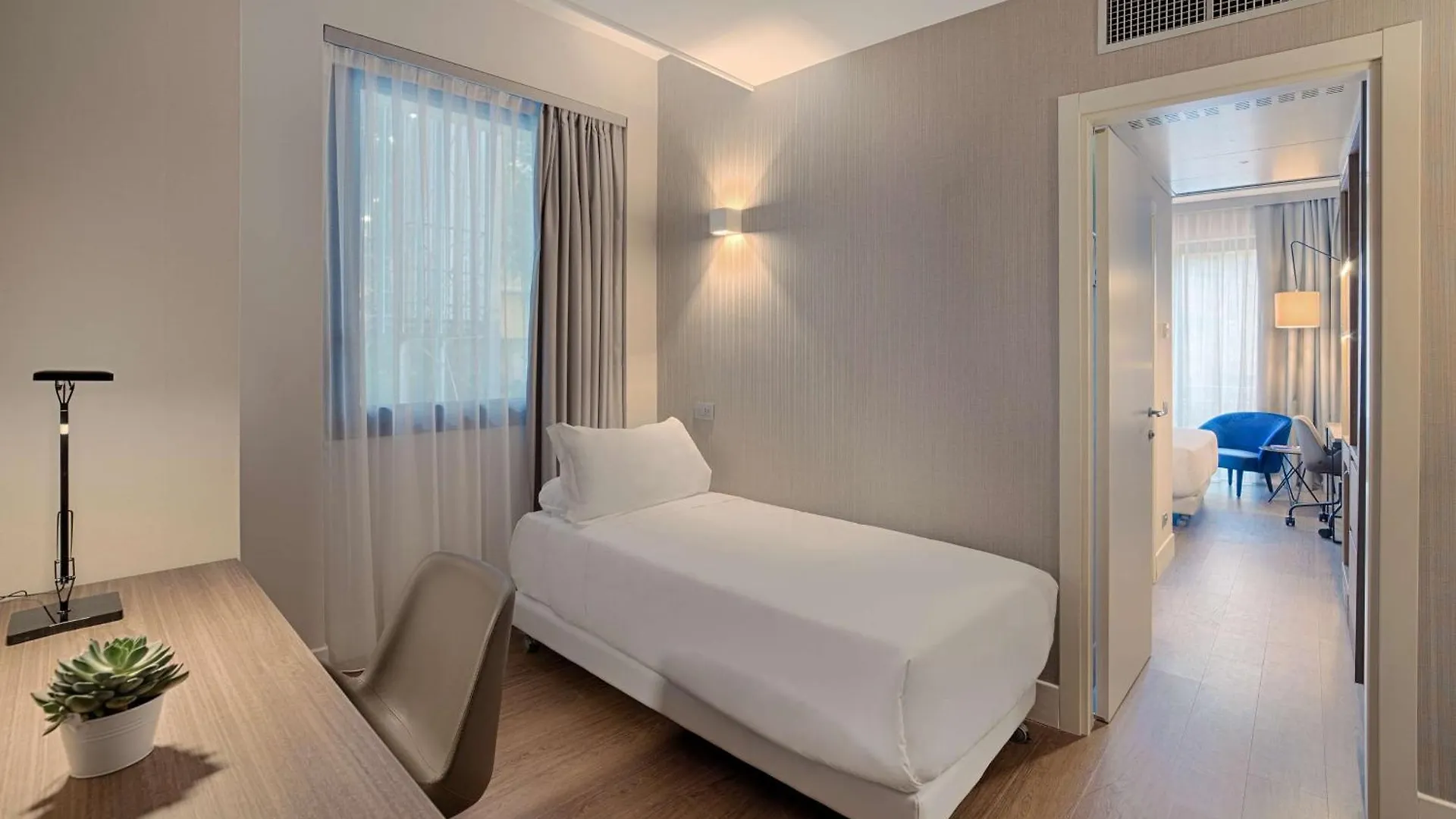 Nh Palermo Hotel