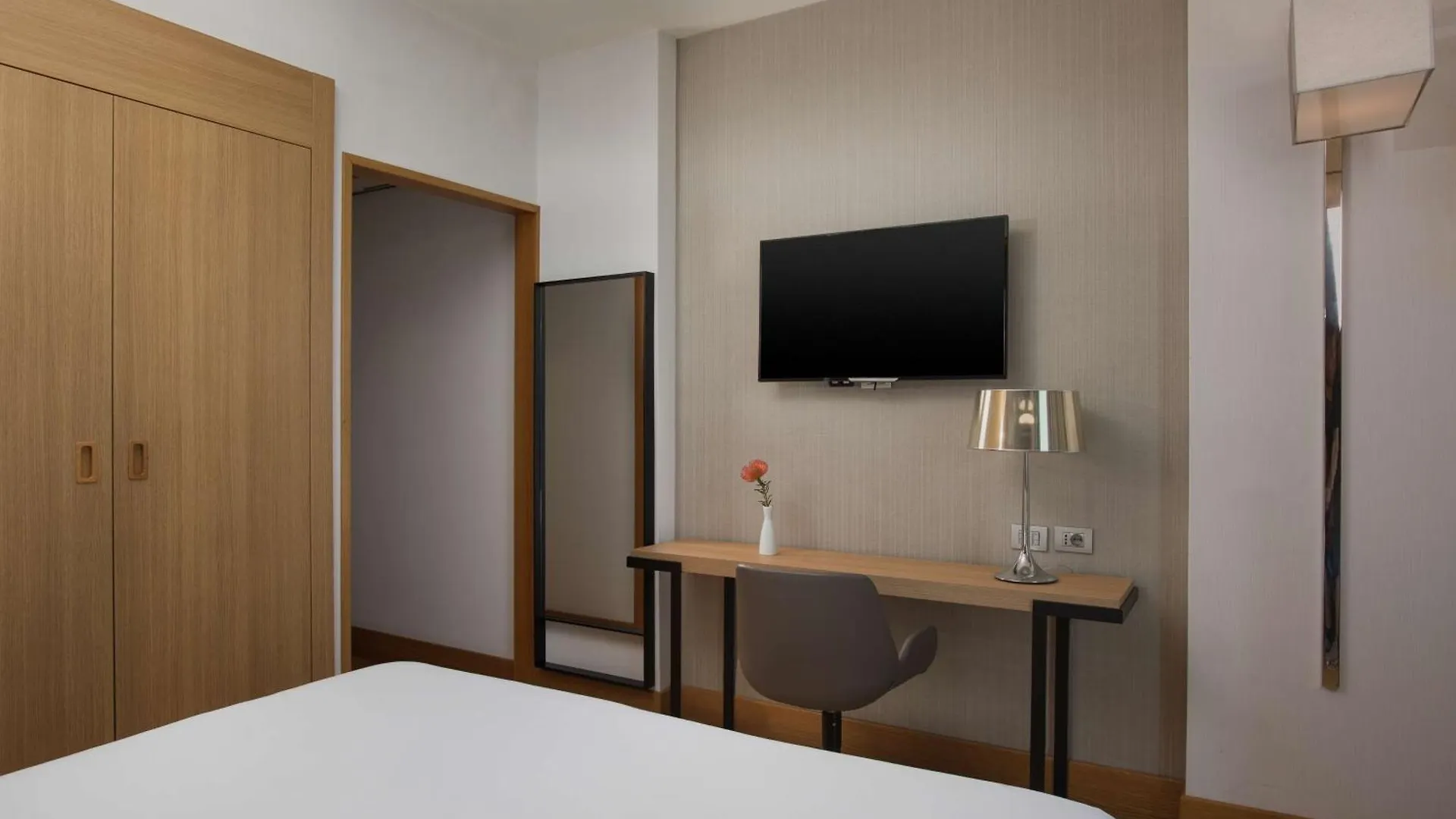 Hotel NH Palermo