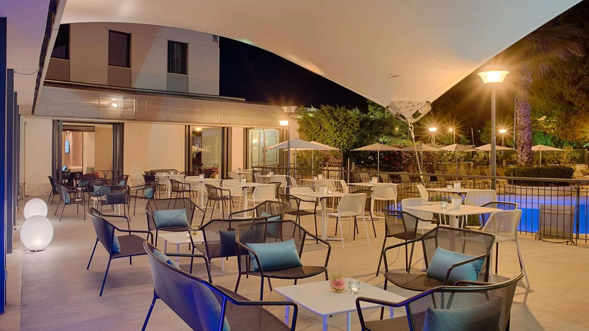 Hotel NH Palermo