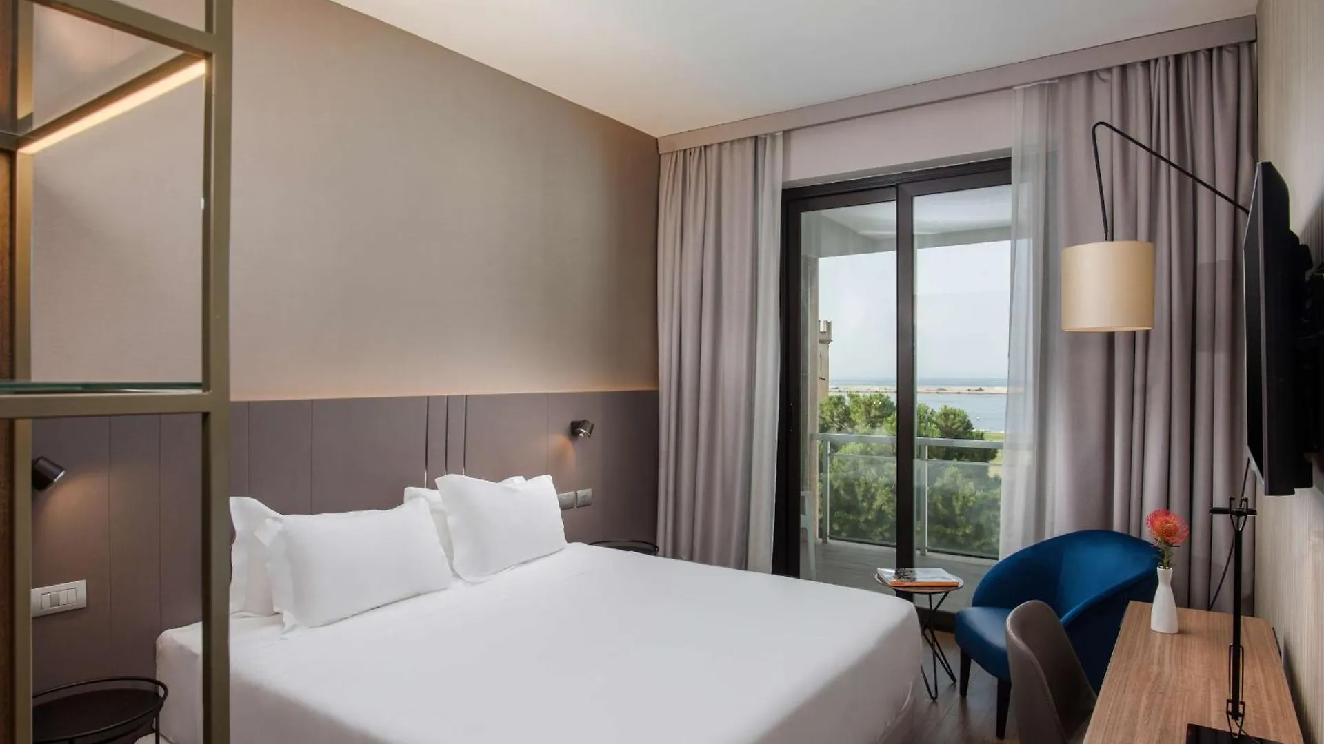 Hotel NH Palermo