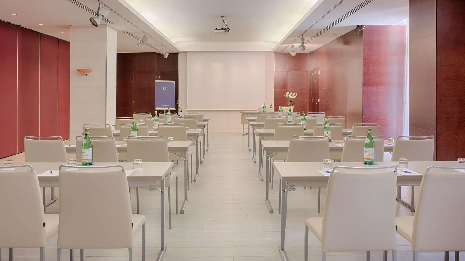 Nh Palermo Hotel