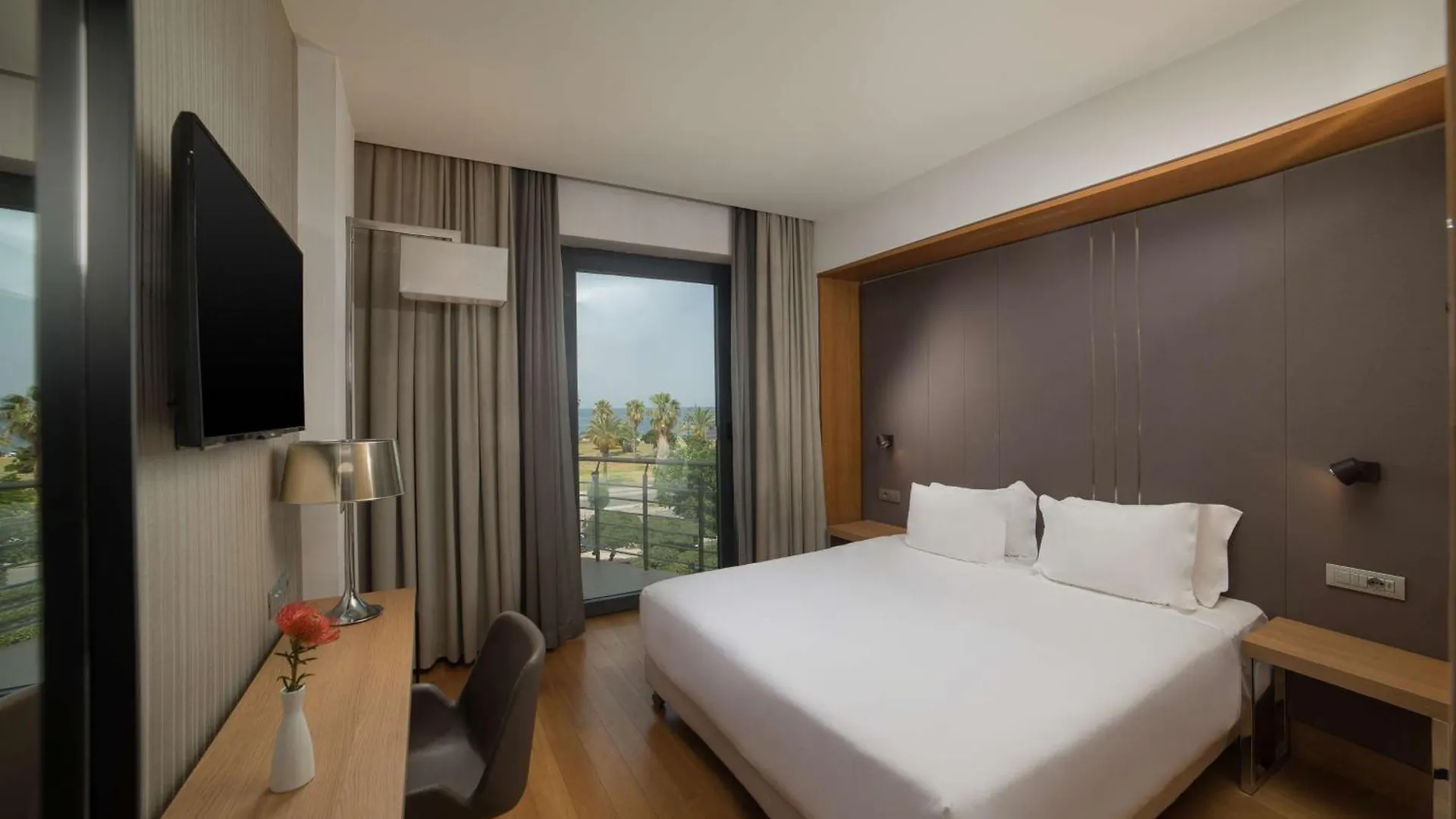 Hotel NH Palermo Italia