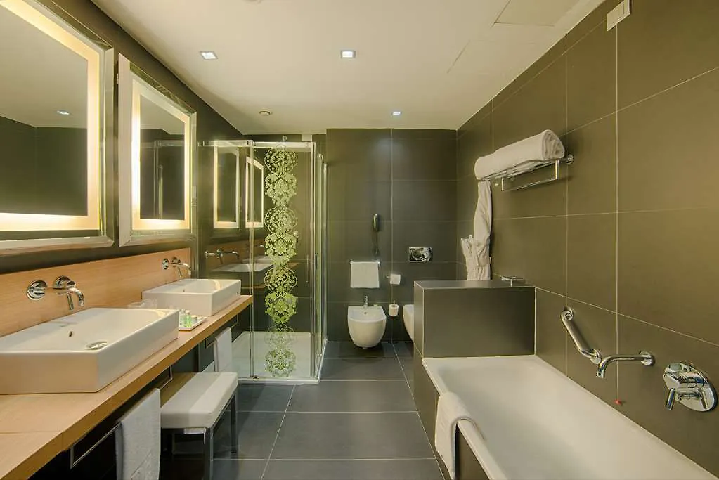 Nh Palermo Hotel